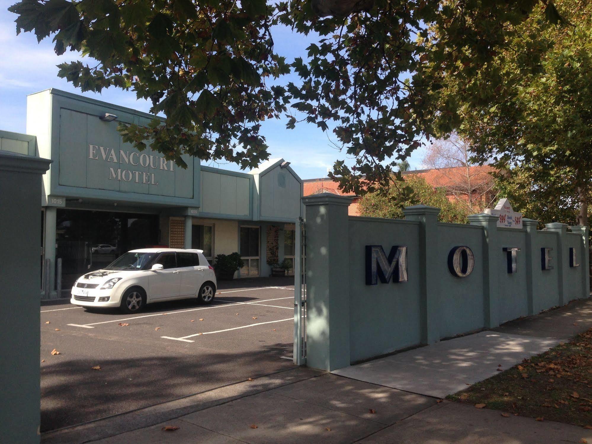 Evancourt Motel Malvern East Exteriör bild